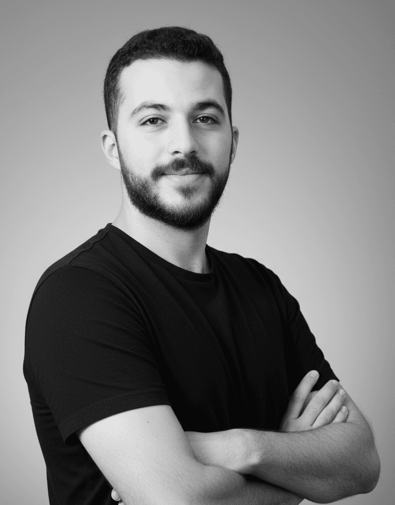 Portrait of Mohamed Naguib, Senior Digital Marketing Specialist at Floatmap, expert in performance marketing, SEO, and creative strategy.