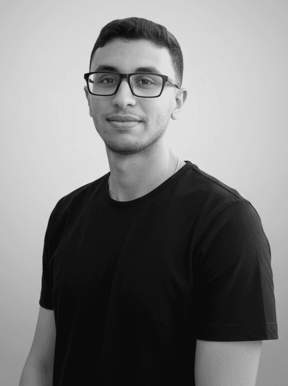Portrait of Abdelrahman Imam, B2B Sales and Business Development Specialist at Floatmap, expert in client relations, sales strategy, and performance management.